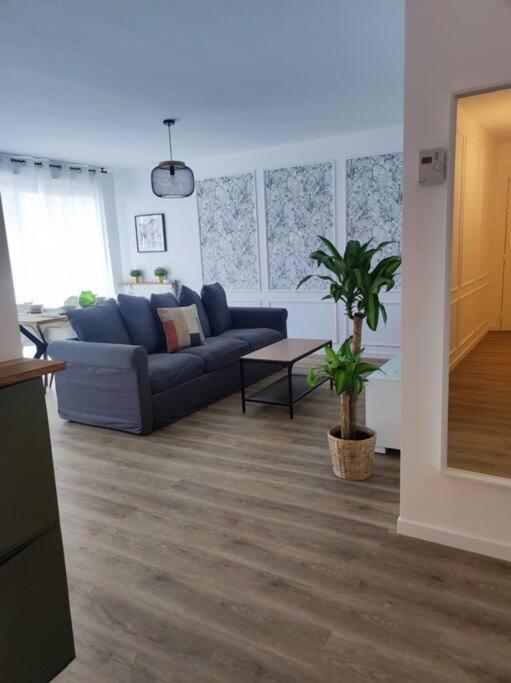 Proche De Paris T3 Tout Confort Courcouronnes Zewnętrze zdjęcie